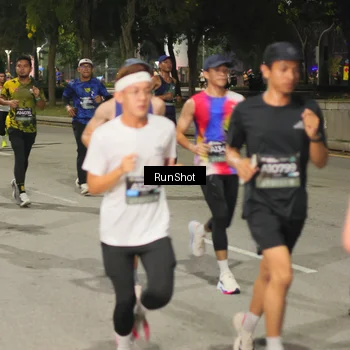 Runner Photo 7073292