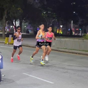 Runner Photo 7073453