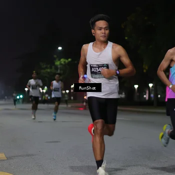 Runner Photo 7073578