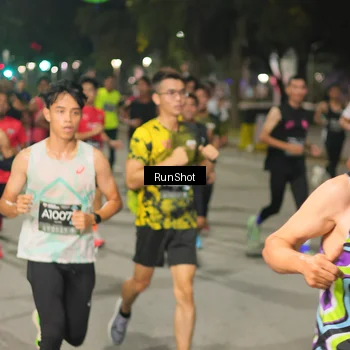 Runner Photo 7073690