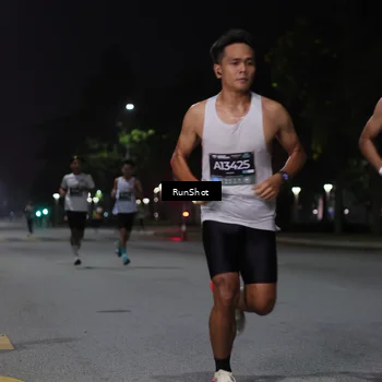 Runner Photo 7073723