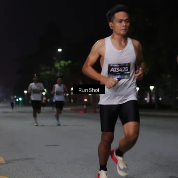Runner Photo 7073858