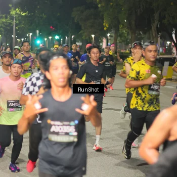 Runner Photo 7073902