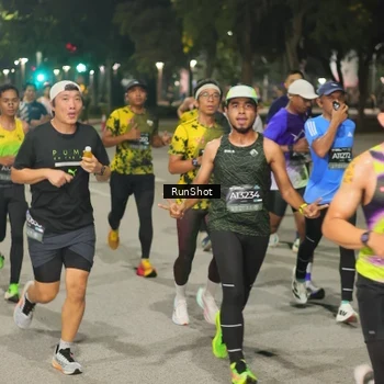Runner Photo 7074217