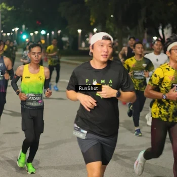 Runner Photo 7074322