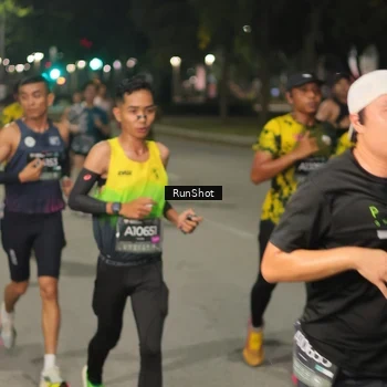 Runner Photo 7074394