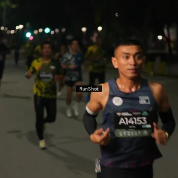 Runner Photo 7074476