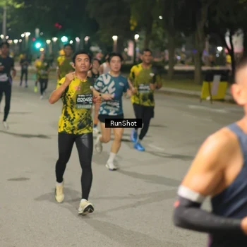 Runner Photo 7074524