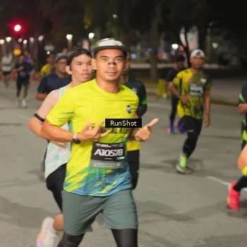 Runner Photo 7074525