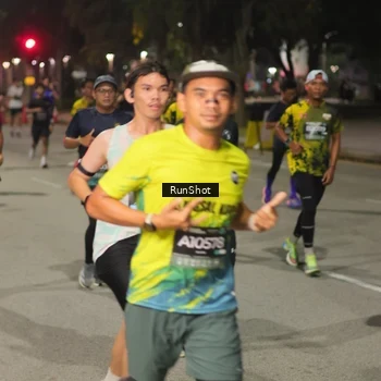 Runner Photo 7074528