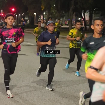 Runner Photo 7074534