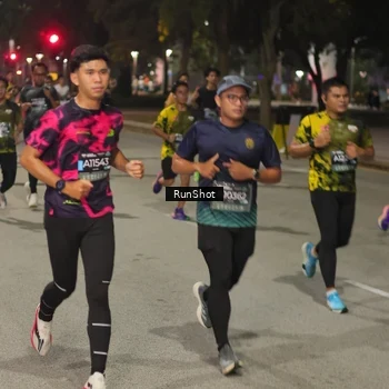 Runner Photo 7074535