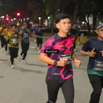 Runner Photo 7074538