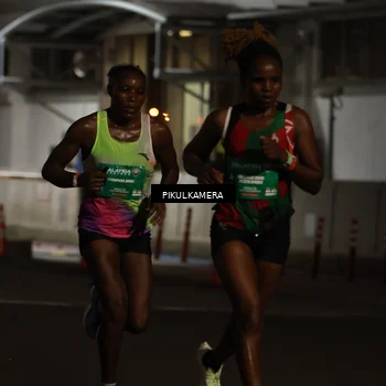 Runner Photo 7078487