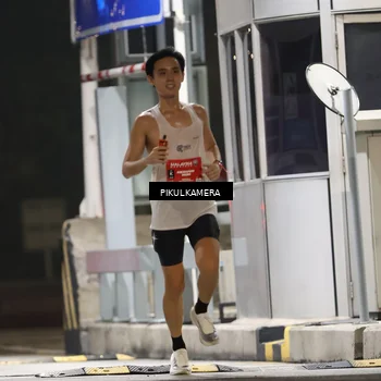 Runner Photo 7078493