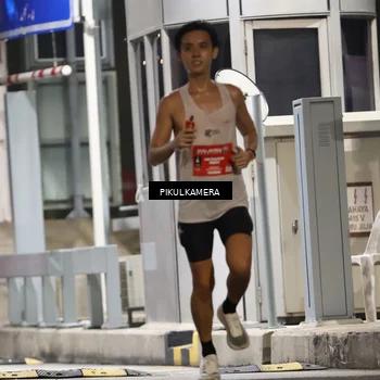 Runner Photo 7078501