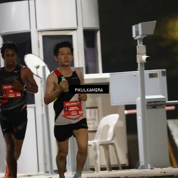 Runner Photo 7078502