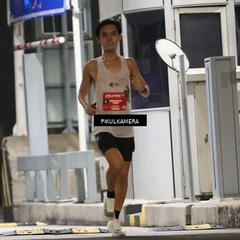 Runner Photo 7078504