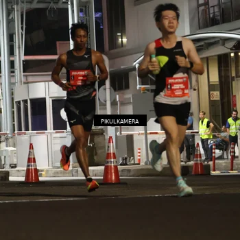 Runner Photo 7078507