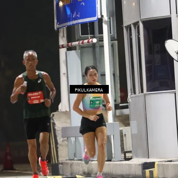 Runner Photo 7078511