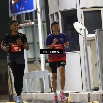 Runner Photo 7078517