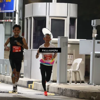 Runner Photo 7078531