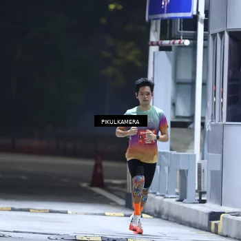 Runner Photo 7078555