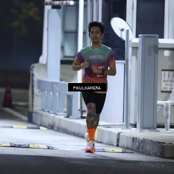 Runner Photo 7078558