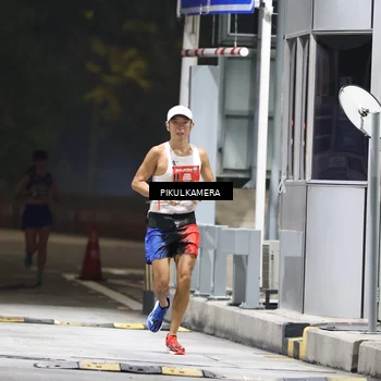 Runner Photo 7078575