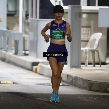 Runner Photo 7078591