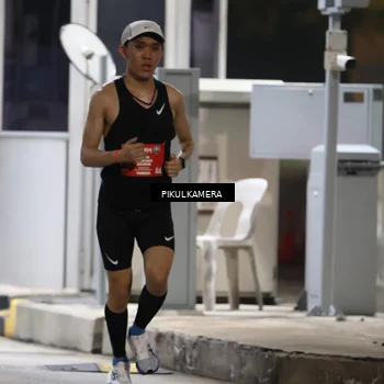 Runner Photo 7078608