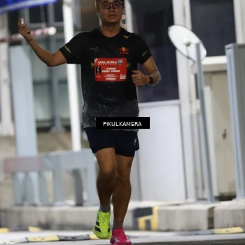 Runner Photo 7078624