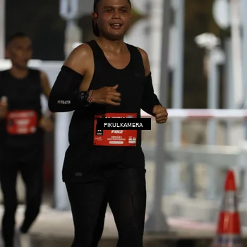 Runner Photo 7078646
