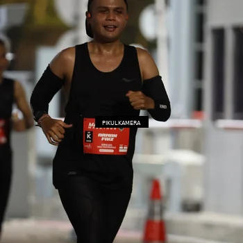 Runner Photo 7078648