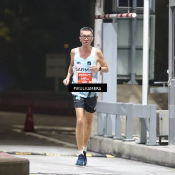 Runner Photo 7078658