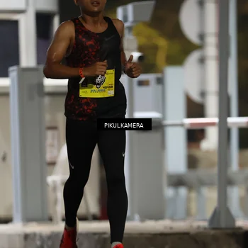 Runner Photo 7078686