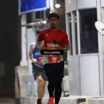 Runner Photo 7078698