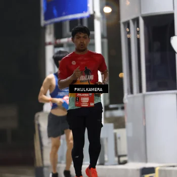Runner Photo 7078700