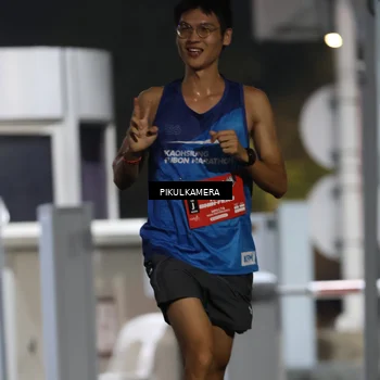 Runner Photo 7078706