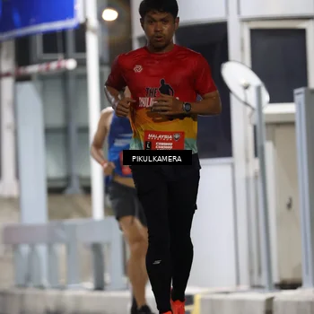Runner Photo 7078707