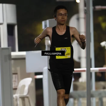 Runner Photo 7078710
