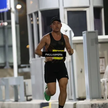 Runner Photo 7078721