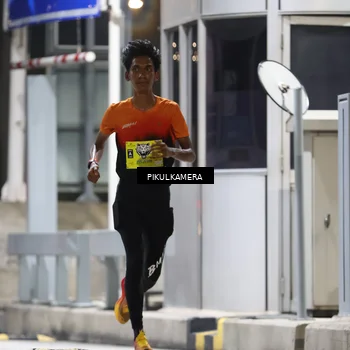 Runner Photo 7078738