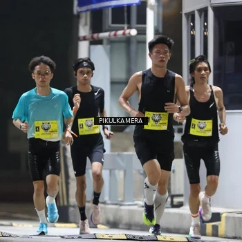 Runner Photo 7078748