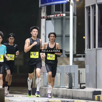 Runner Photo 7078750