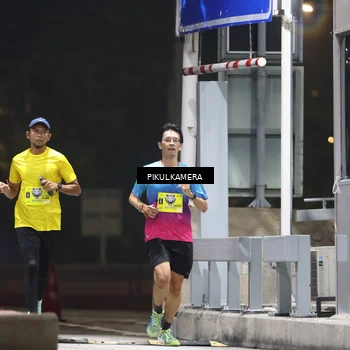 Runner Photo 7078763
