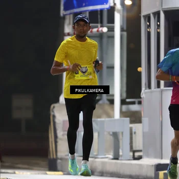 Runner Photo 7078768