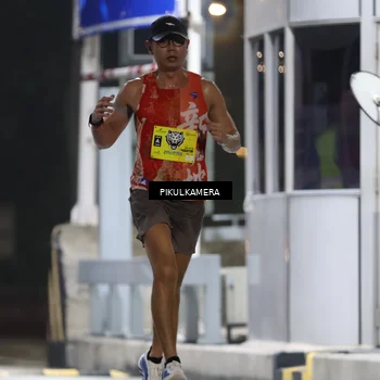 Runner Photo 7078771