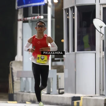 Runner Photo 7078784