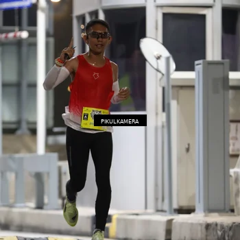 Runner Photo 7078787